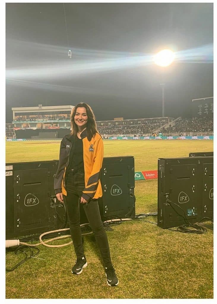 Hania And Wahab Riaz Are Having Some Good Time Doing TCL Cricket Challenge