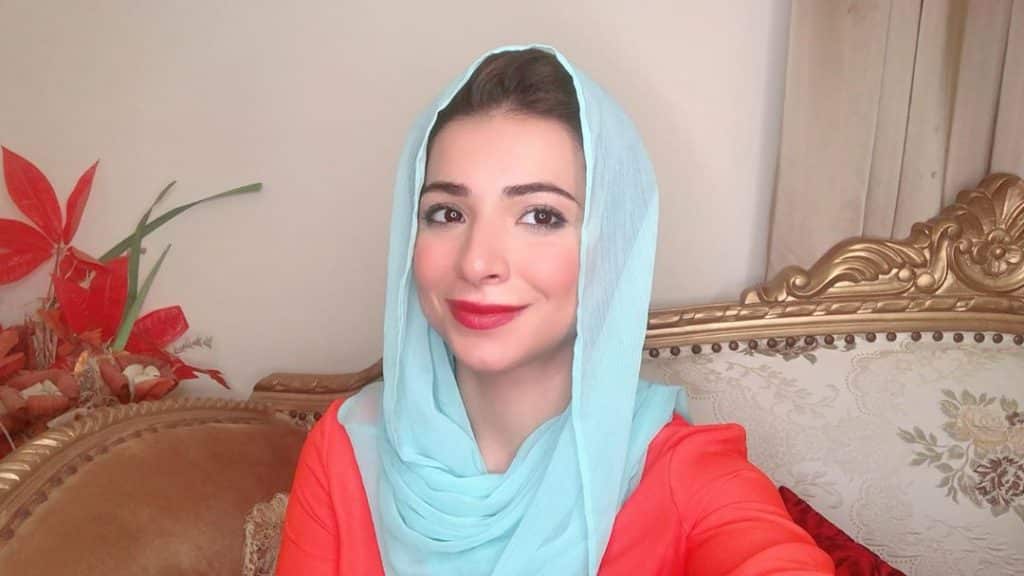 Humaima Malik Reveals Unseen Side Of Dua Malik