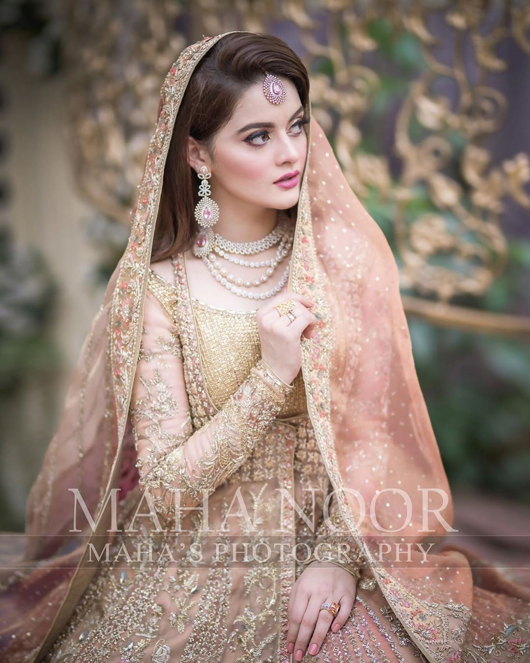 Gorgeous Minal Khan Latest Beautiful Bridal Photo Shoot