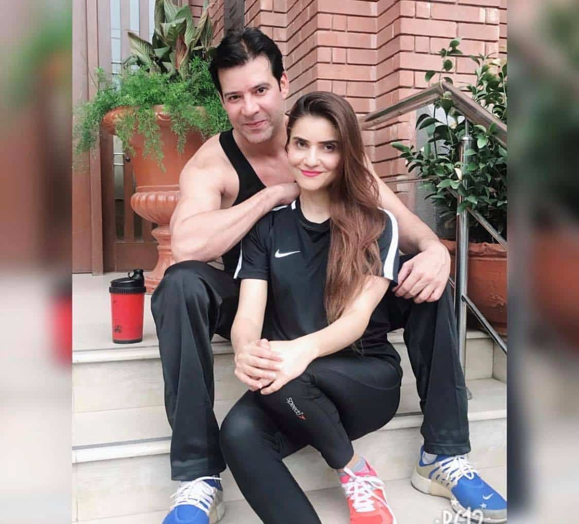 Pakistani Celebrities Whose Wives Are Always By Their Side