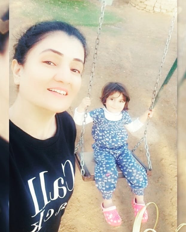 Adnan Shah Tipu Latest Pictures with his Beautiful Wife and Daughters