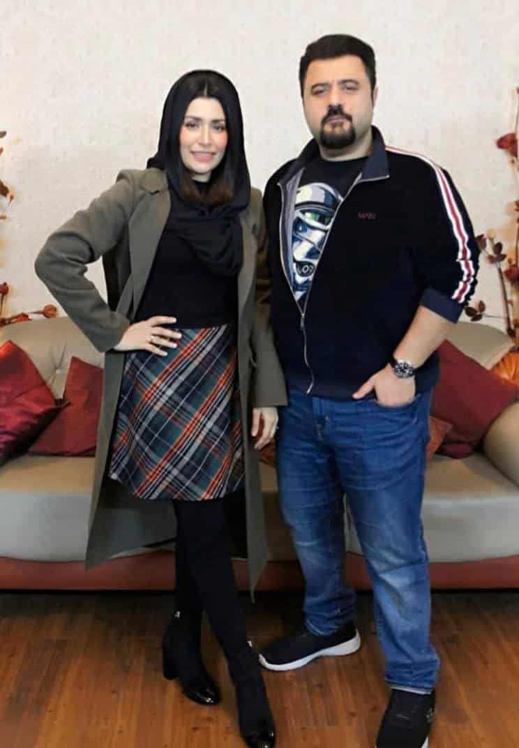 Pakistani Celebrities Whose Wives Are Always By Their Side