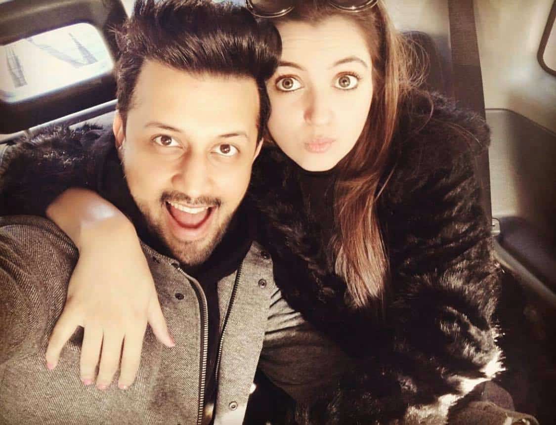 Pakistani Celebrities Whose Wives Are Always By Their Side