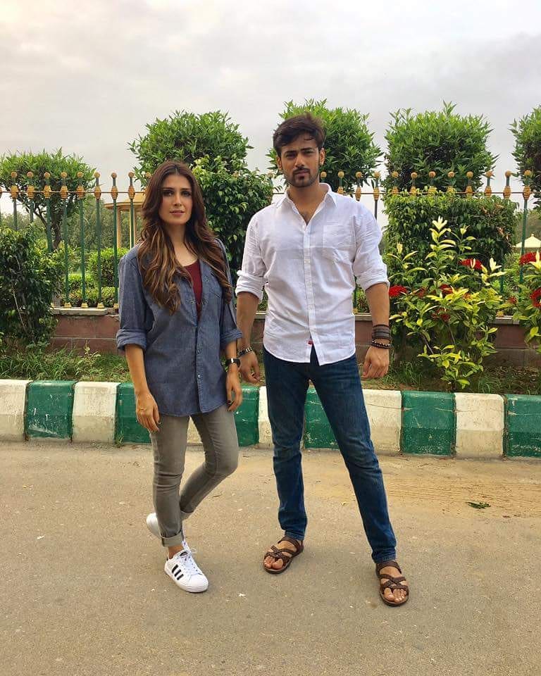 Beautiful Pictures of Ayeza Khan in Casual Dresses