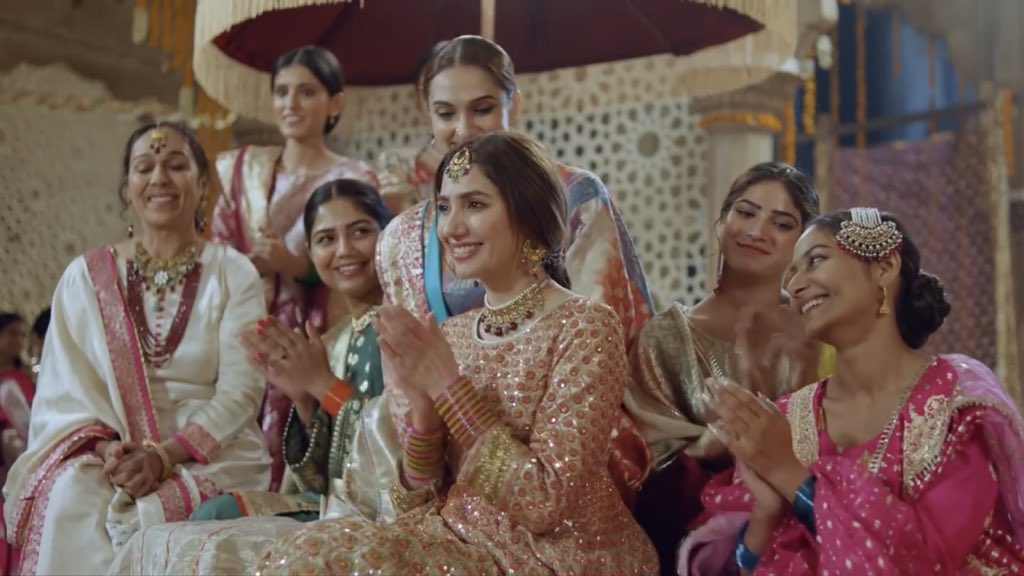 Mahira Khan Narrates Every Young Bride's Desire In Dua E Reem