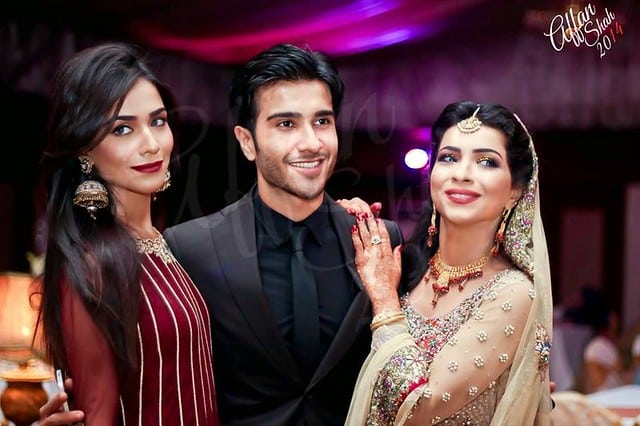 Beautiful Pakistani Celebrities on Their Sisters Wedding