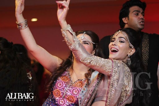 Beautiful Pakistani Celebrities on Their Sisters Wedding