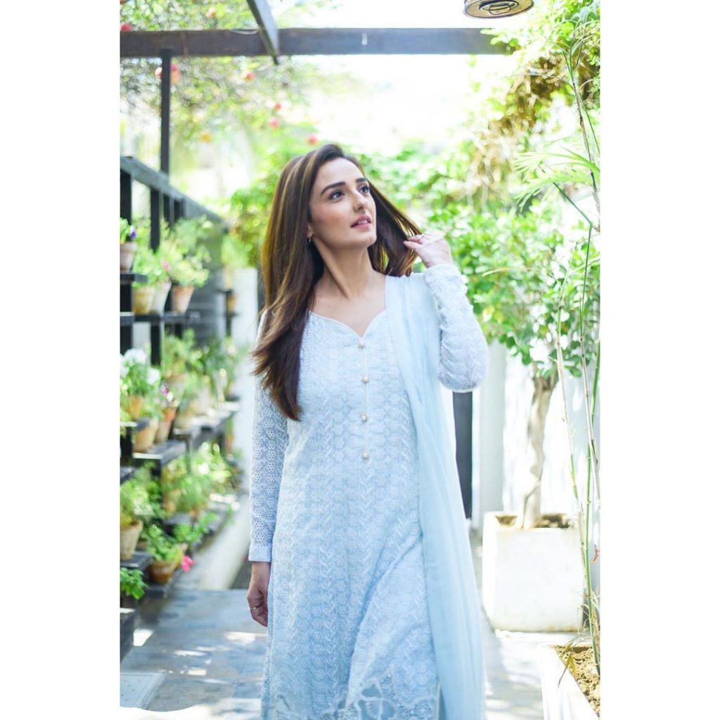 Momal Sheikh’s Formal Outfits You Must See!