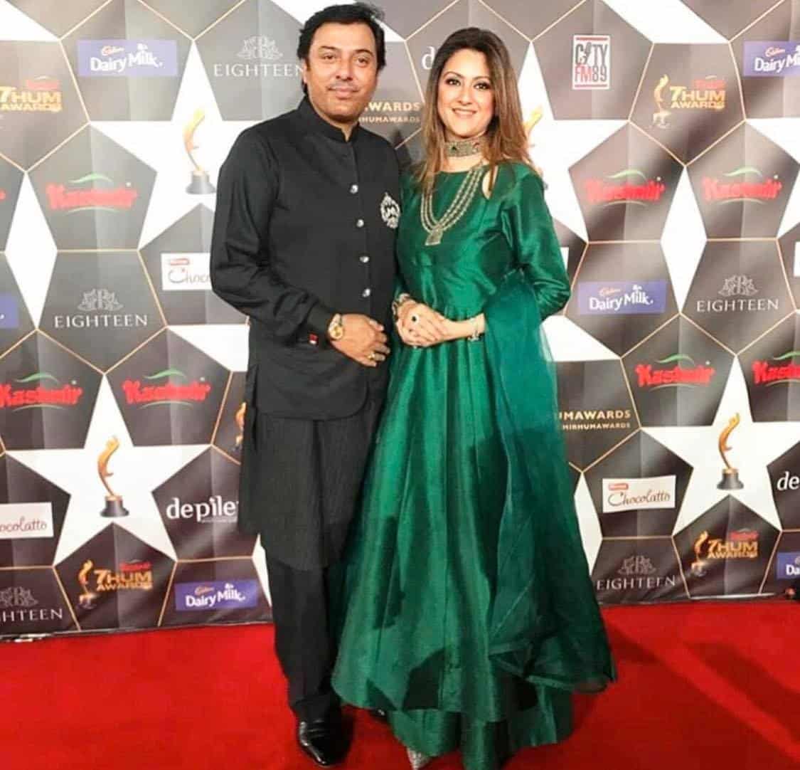 Pakistani Celebrities Whose Wives Are Always By Their Side