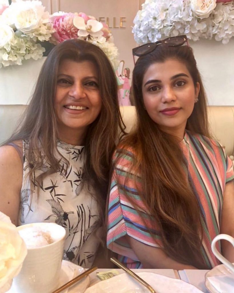 Best Clicks of Rubina Ashraf with Family