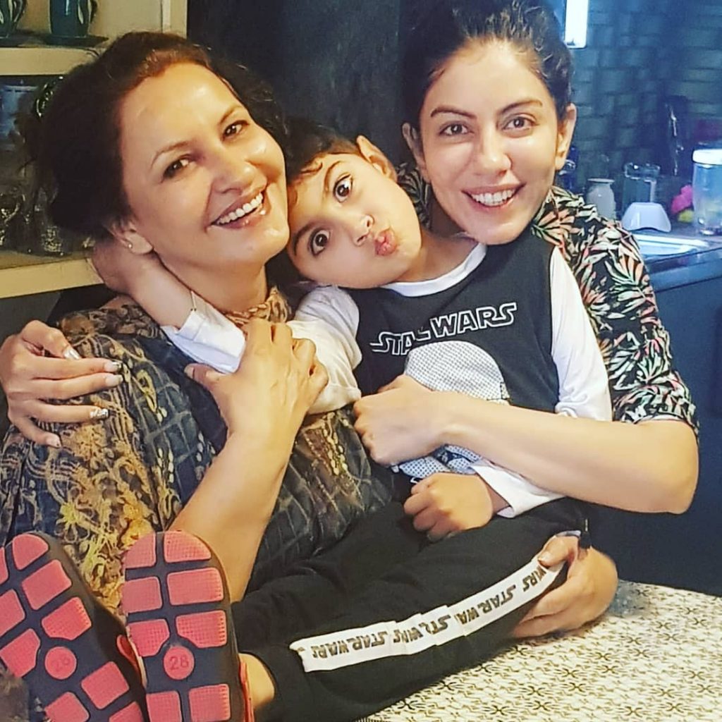 Adorable Family Pictures of Saba Faisal