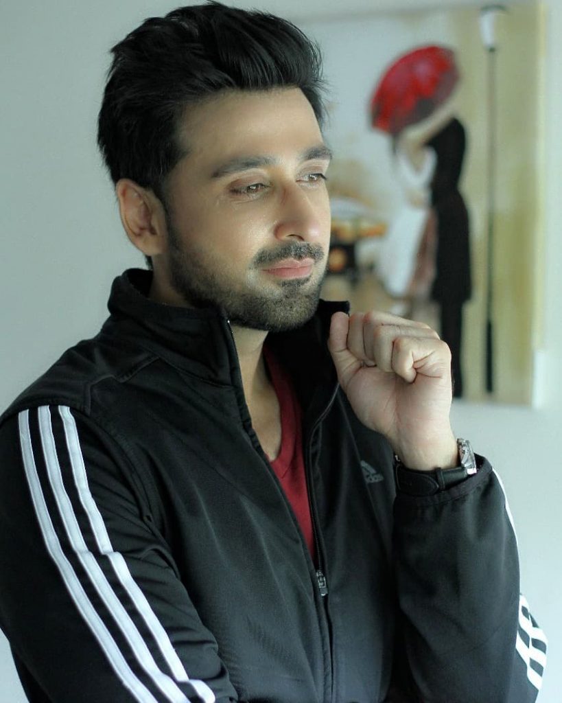 Classy Pictures of Sami Khan