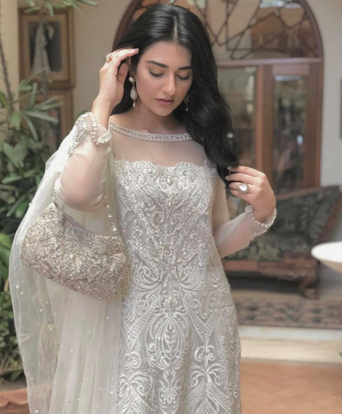 Decent pakistani clearance dresses