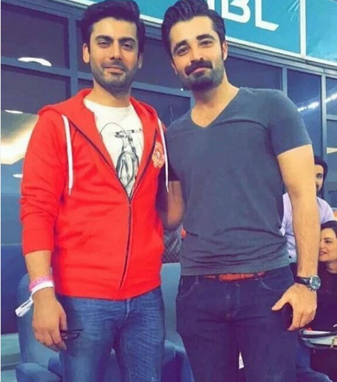 Unseen Pictures of Hamza Ali Abbasi with his Friends