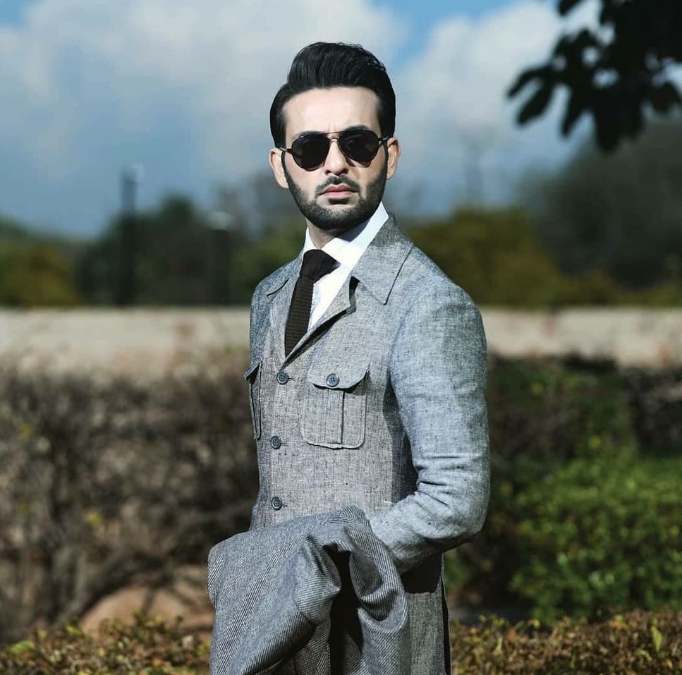 Affan Waheed Talks About His Rumored Affairs in Industry | Reviewit.pk