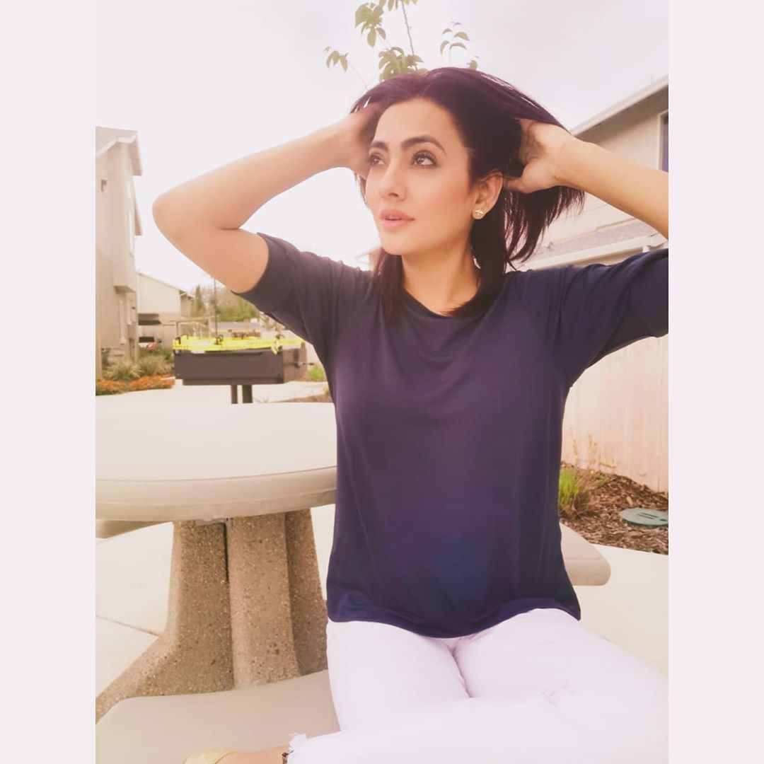 Pakistani Celebrities Pictures from Lock Down Day 25