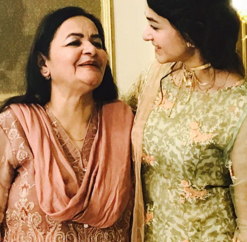 An Insight Into Yumna Zaidi's Family