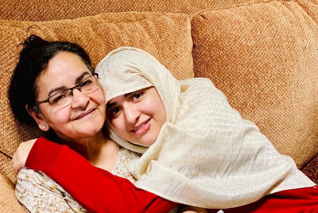 An Insight Into Yumna Zaidi's Family