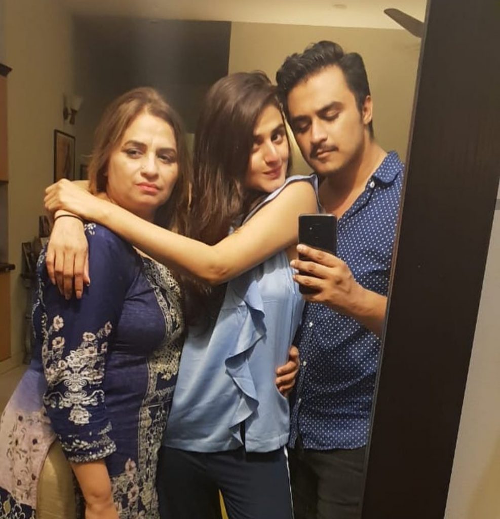 Hira Mani Family - 30 Beautiful Pictures