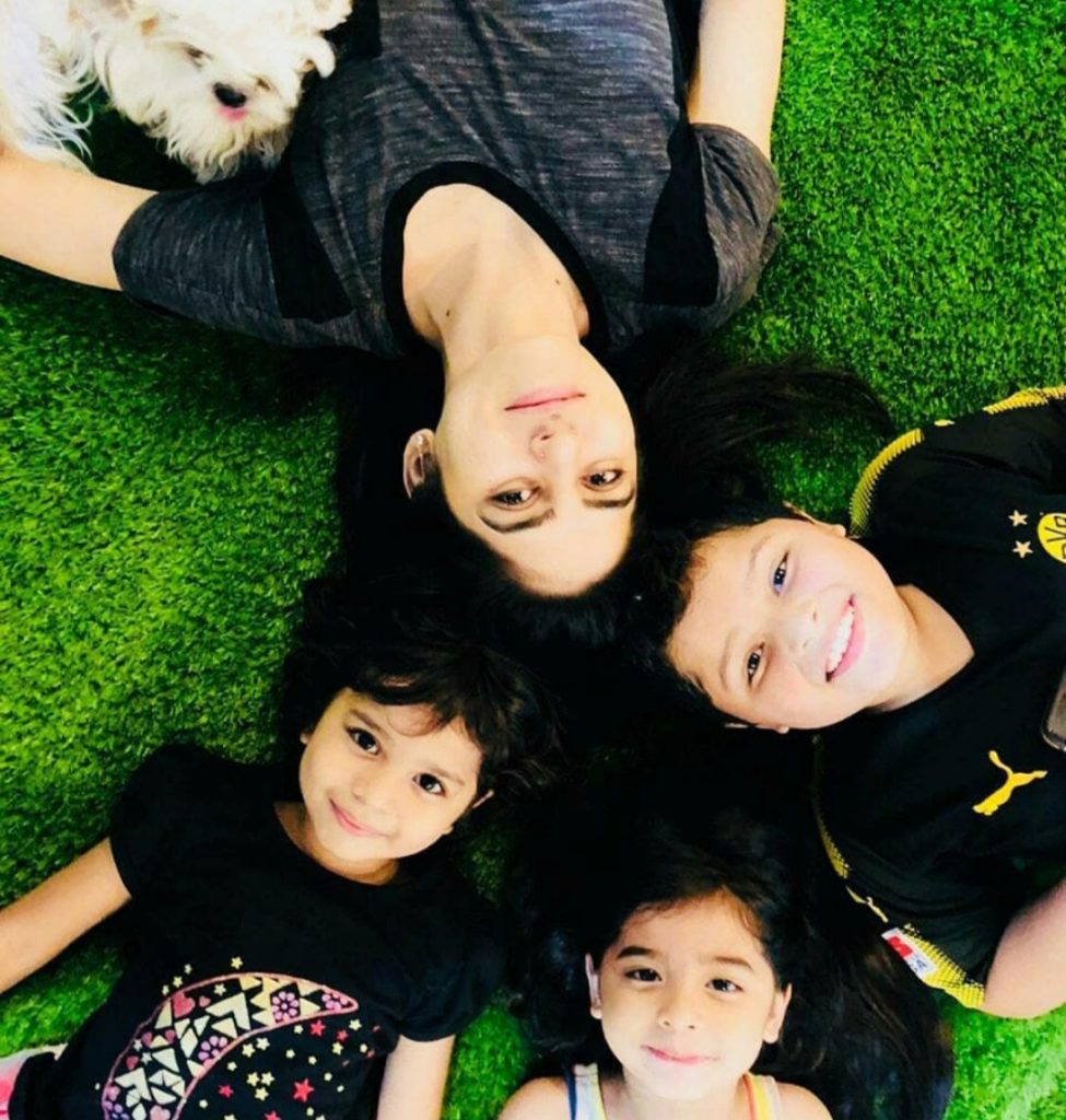 Sanam Baloch And Family - 55 Adorable Photographs