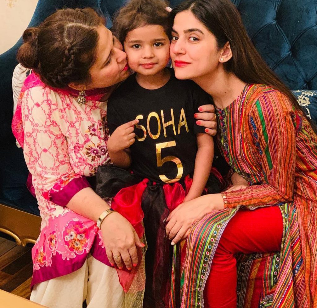 Sanam Baloch And Family - 55 Adorable Photographs