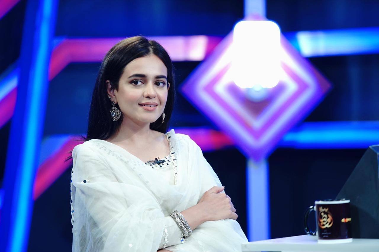 Sumbul Iqbal Pictures from Jeeeway Pakistan Game Show with Dr Aamir Liaquat