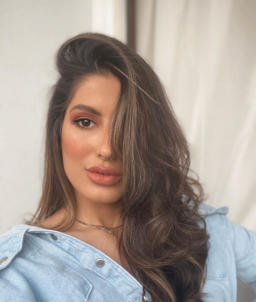 Mehwish Hayat Has Perfect Iraqi Doppelganger