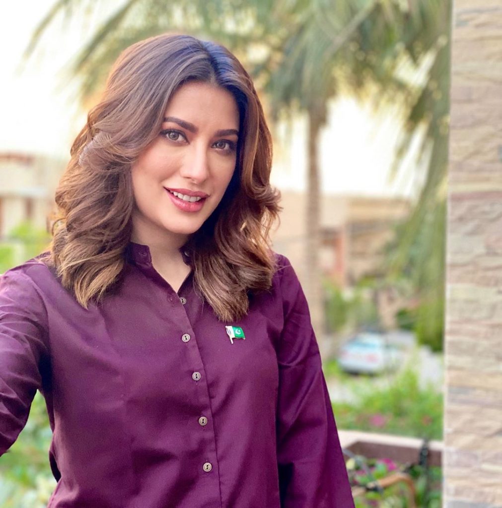 Mehwish Hayat Has Perfect Iraqi Doppelganger