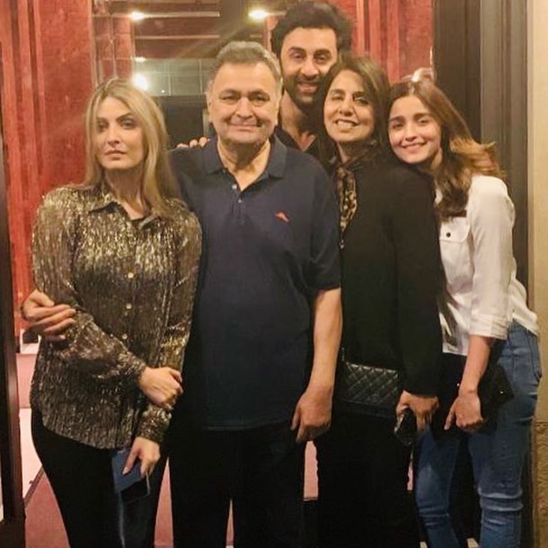 Rishi Kapoor- Complete Family Information