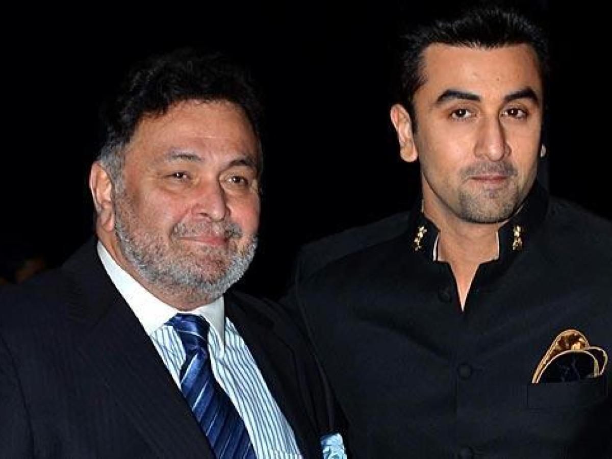 Another Bollywood Legend, Rishi Kapoor Passes Away