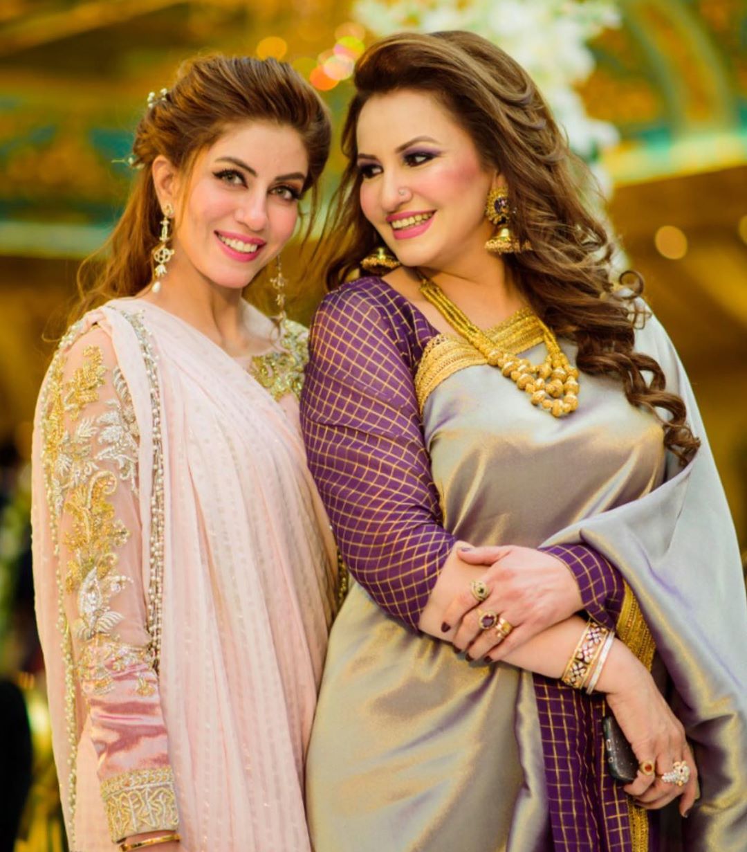 Actress Saba Faisal Shared Lovely Pictures with her Daughter Sadia