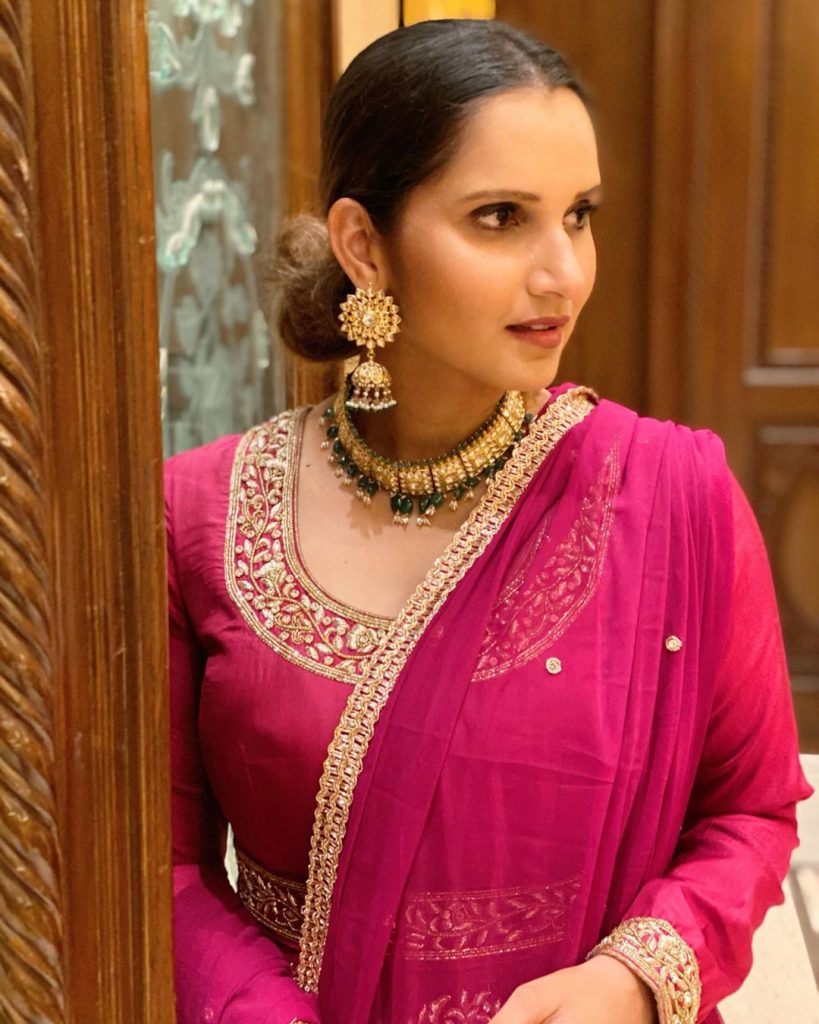 Sania Mirza Schooled People For Sharing Food Pictures