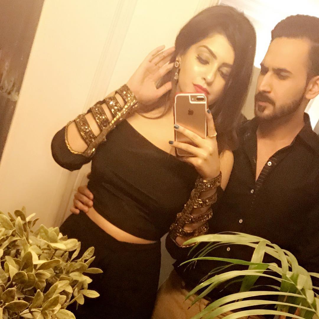 Actor Shan Baig with his Wife Michelle - 10 Lovely Pictures