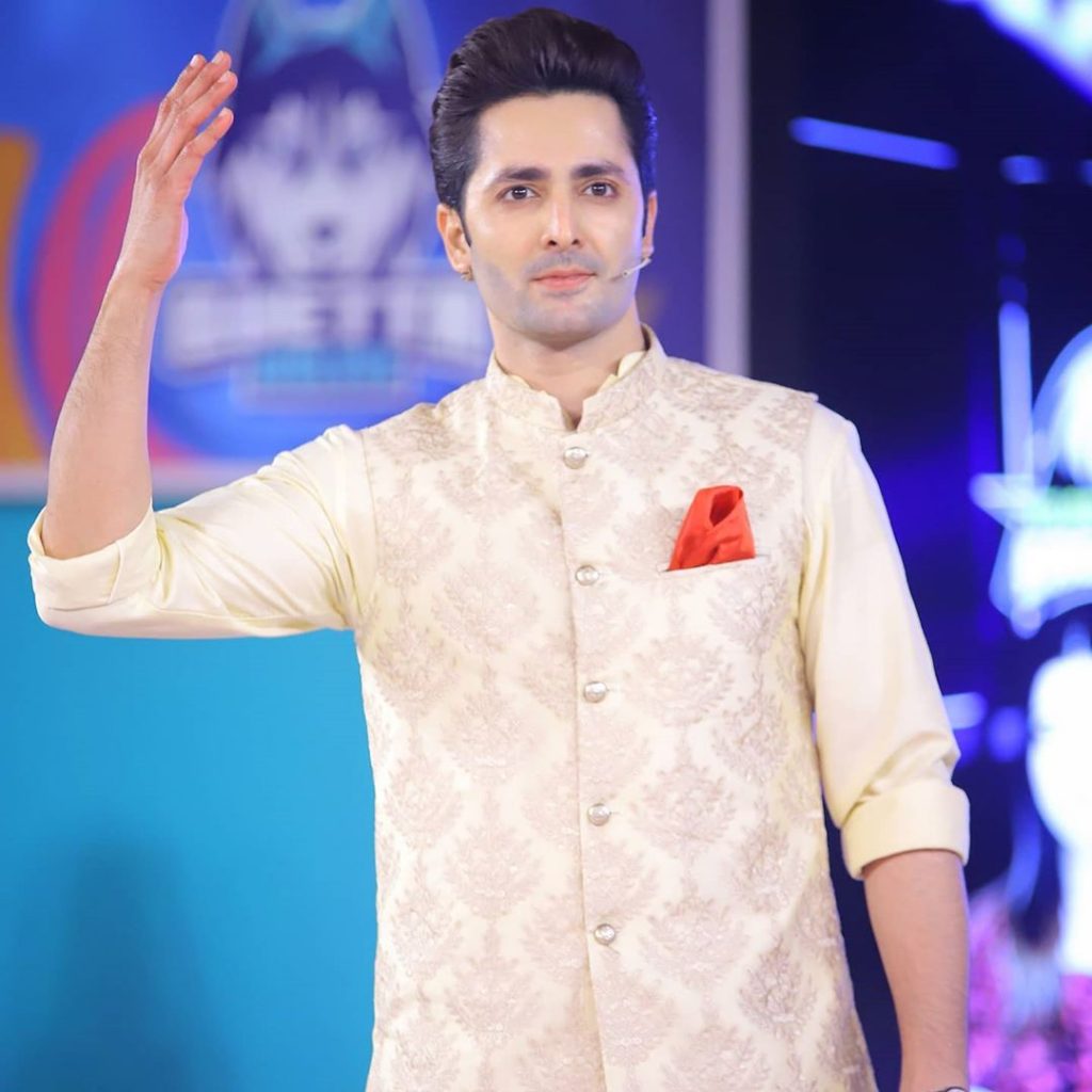 Songs During Ramadan Live Transmission By Danish Taimoor | Reviewit.pk