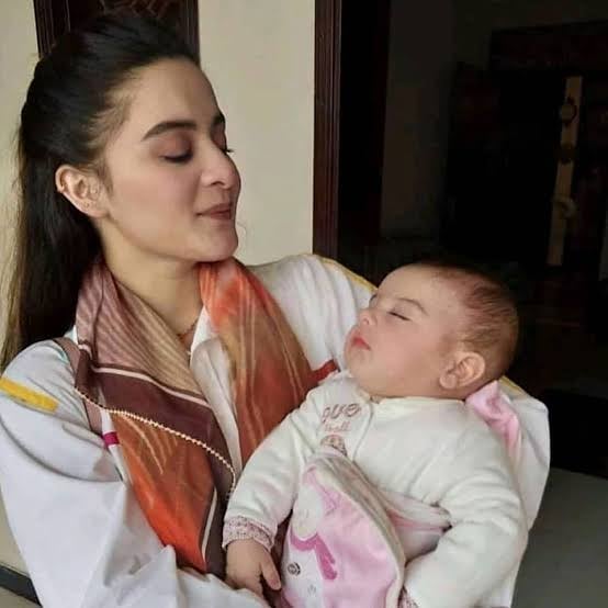 Aiman Khan, Minal Khan and Amal Latest Beautiful Pictures