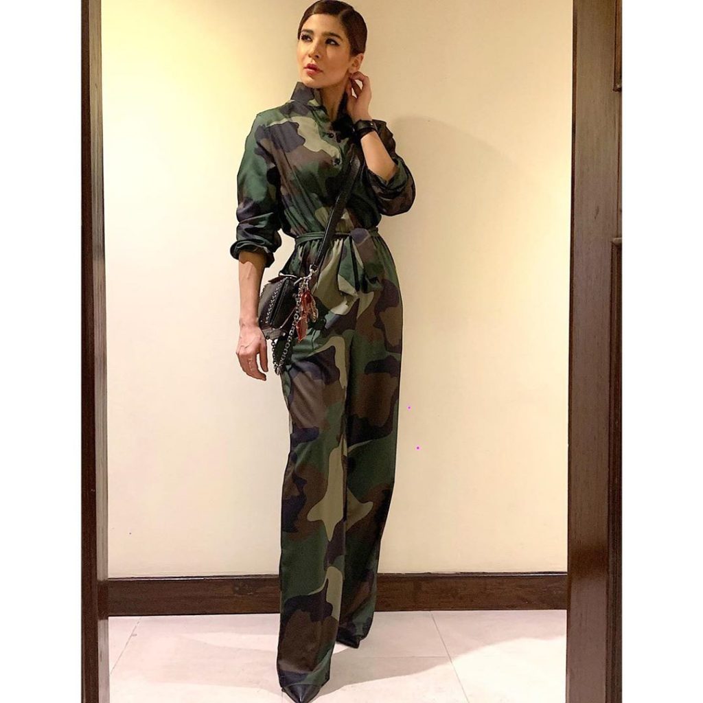 Ayesha Omar’s Most Amazing Western Casual Dresses