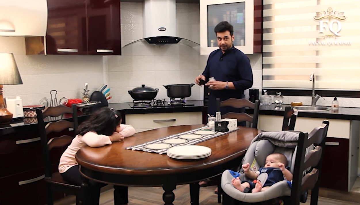 Faysal Qureshi Cooking Iftari with his Family