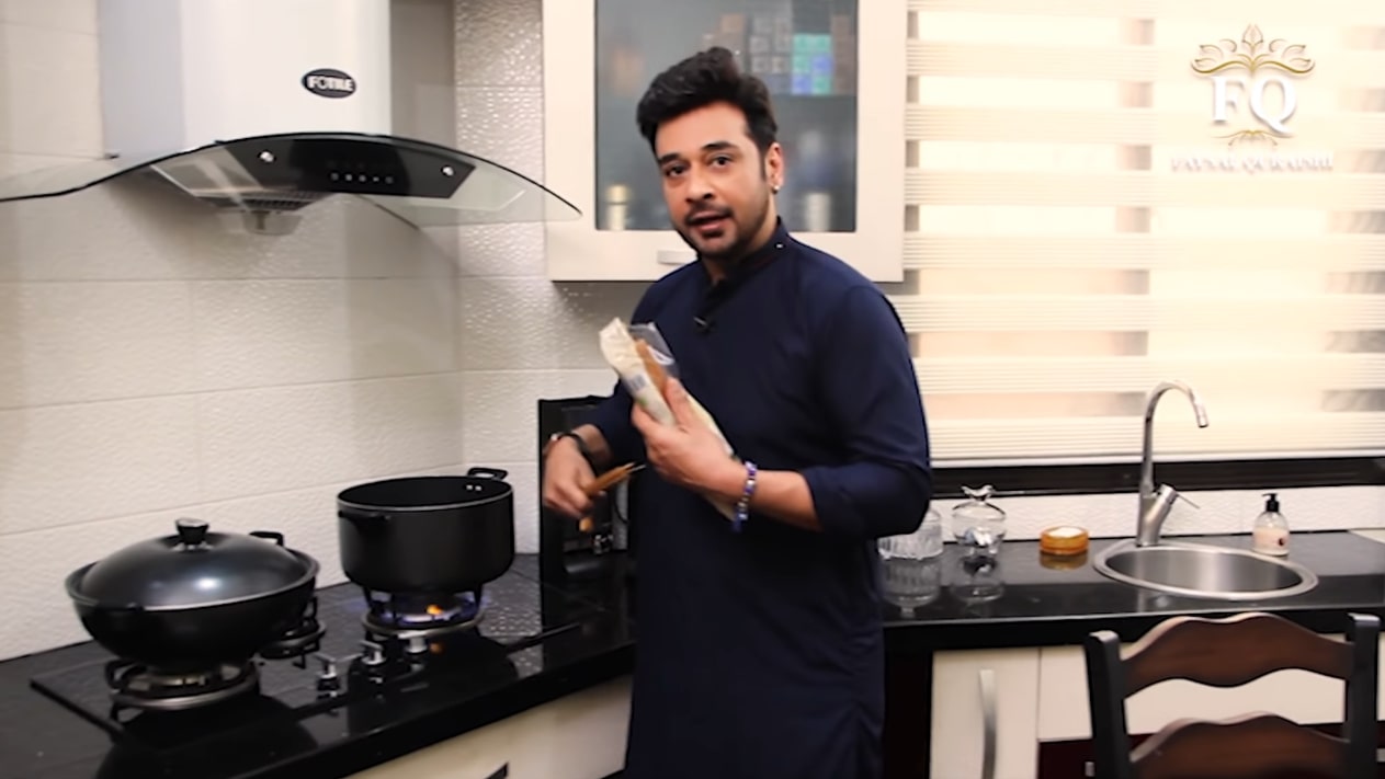 Faysal Qureshi Cooking Iftari with his Family