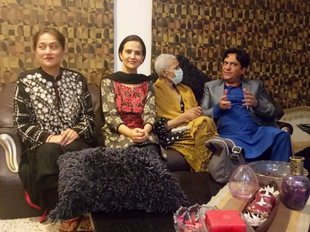 Pictures of Firdous Jamal with Friends and Family