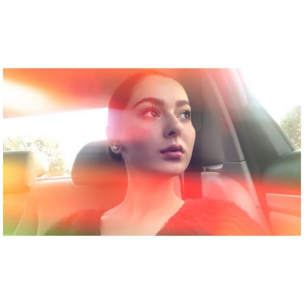 Sun-kissed Pictures of Hania Amir You Must See