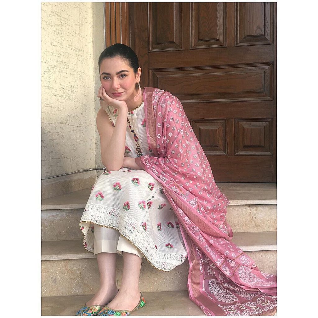 The Eastern Look of Hania Aamir – The Other Side