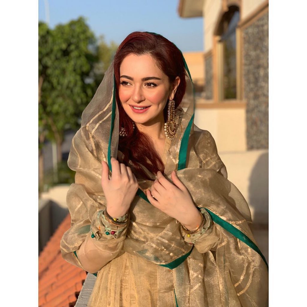 The Eastern Look of Hania Aamir – The Other Side