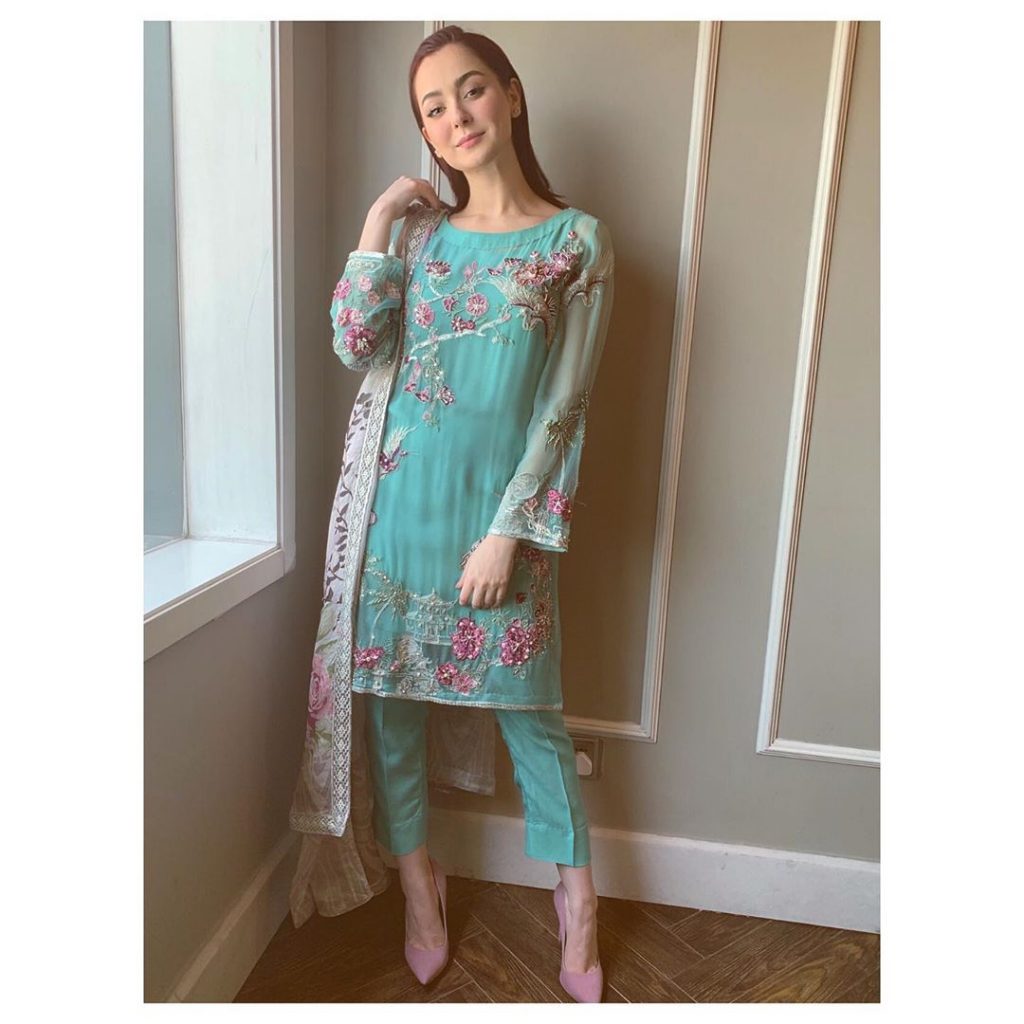 The Eastern Look of Hania Aamir – The Other Side