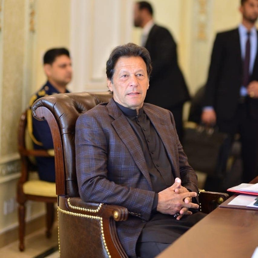 Adorable Pictures of PM Imran Khan in Shalwar Kameez