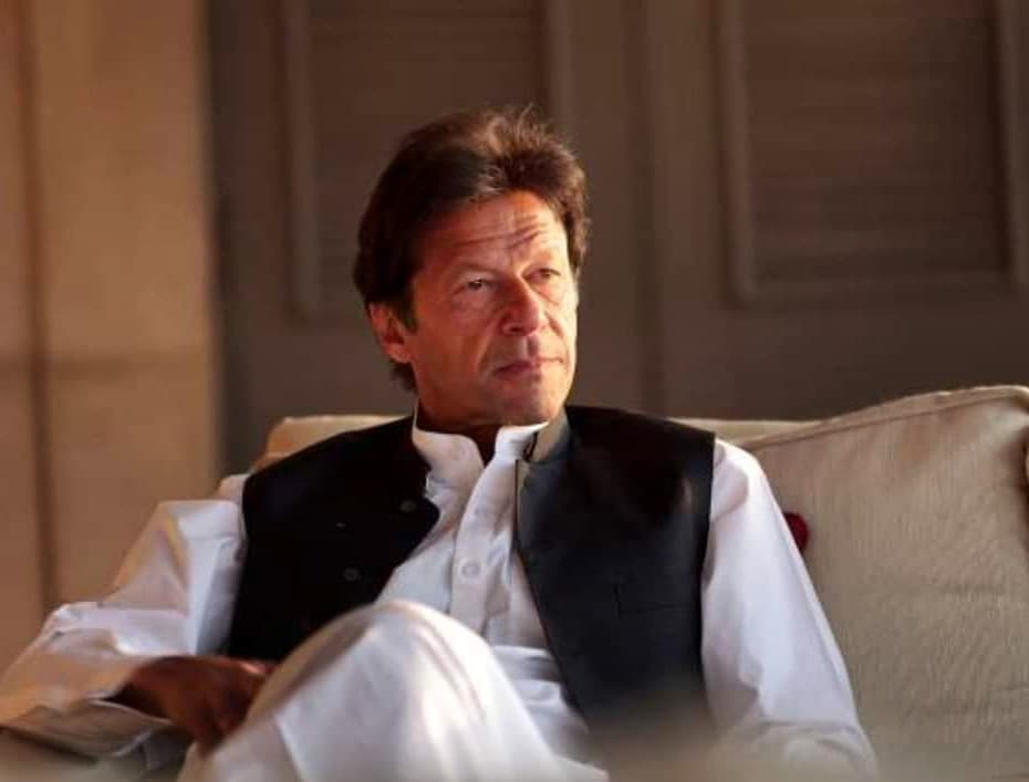 Adorable Pictures of PM Imran Khan in Shalwar Kameez