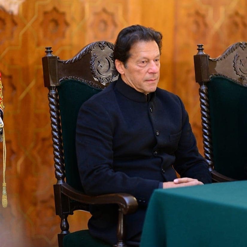 Adorable Pictures of PM Imran Khan in Shalwar Kameez