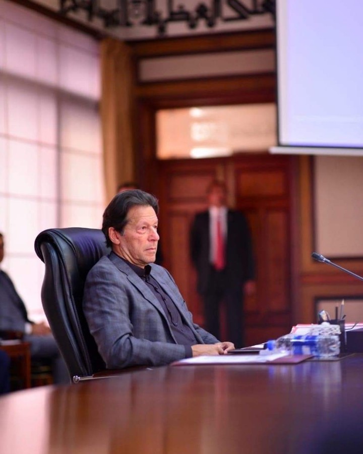 Adorable Pictures of PM Imran Khan in Shalwar Kameez