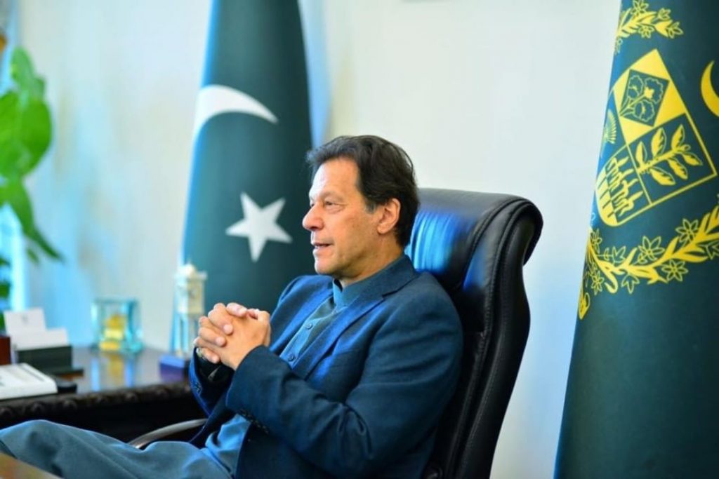 Adorable Pictures of PM Imran Khan in Shalwar Kameez