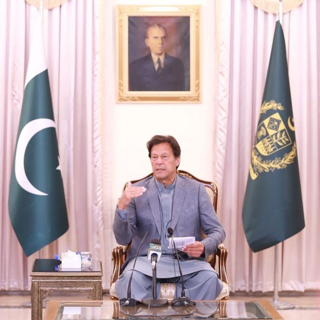 Adorable Pictures of PM Imran Khan in Shalwar Kameez