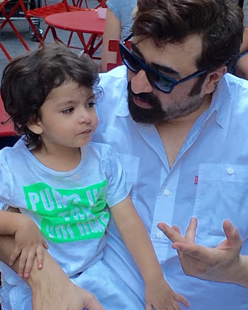20 Most Memorable Pictures of Yasir Nawaz with Family